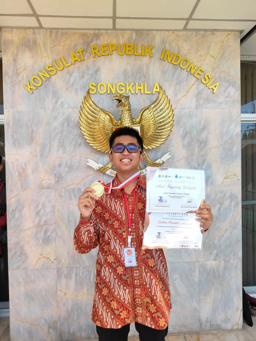 Sultan Flambo Albana Main Mentor Young Speaker Club