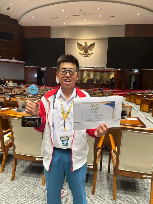 Sultan Flambo Albana di kegiatan parlementer